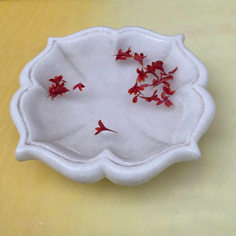 8” Decorative Marble Corner Urli Bowl - Flower & Tea light Home Decor - Crafts N Chisel - Indian Home Decor USA